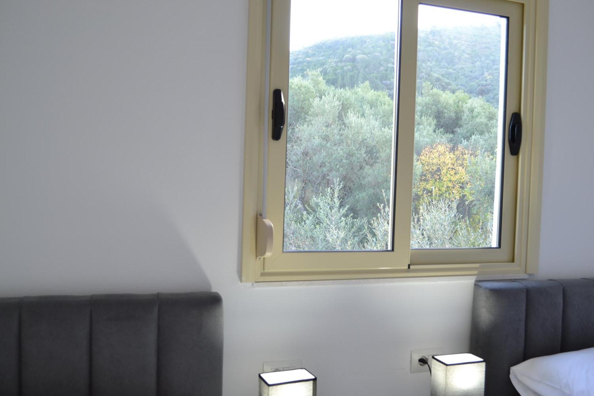 Seaview Gateway 2 Bedrooms Apartment & Garage วญอเรอ ภายนอก รูปภาพ